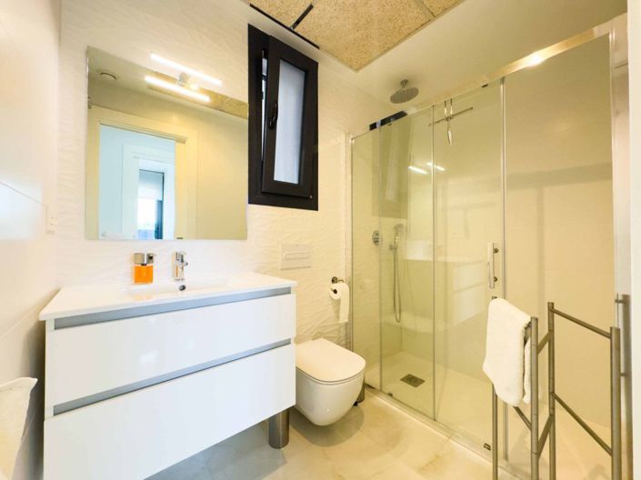 Image No.14-2 Bed Apartment for sale