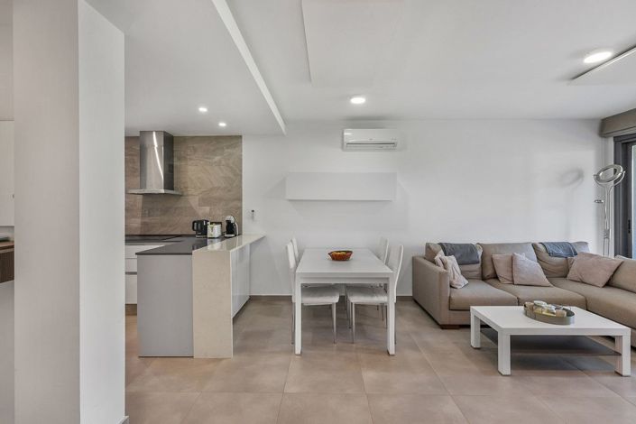 Image No.15-2 Bed Apartment for sale