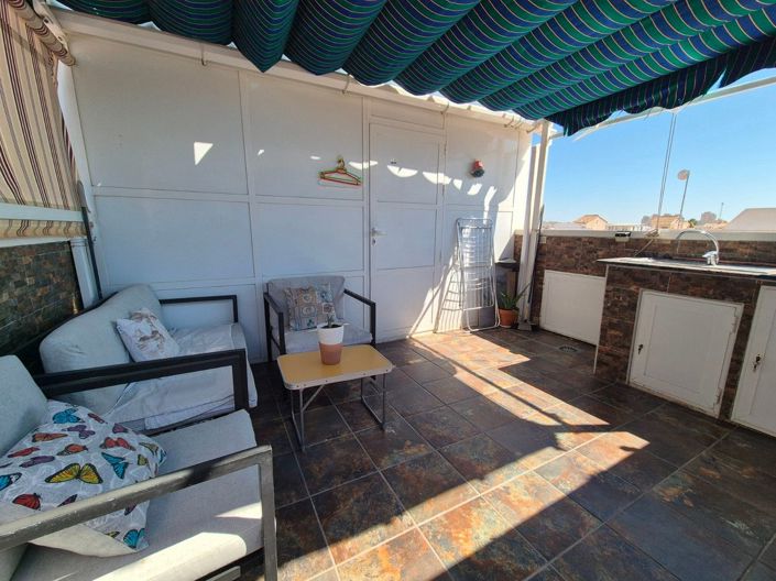 Image No.25-2 Bed Villa for sale