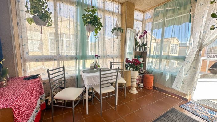 Image No.6-2 Bed Villa for sale