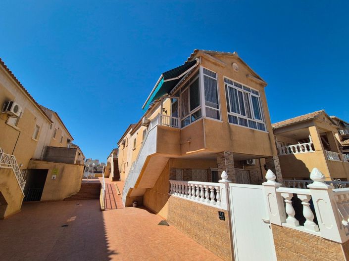 Image No.9-2 Bed Villa for sale