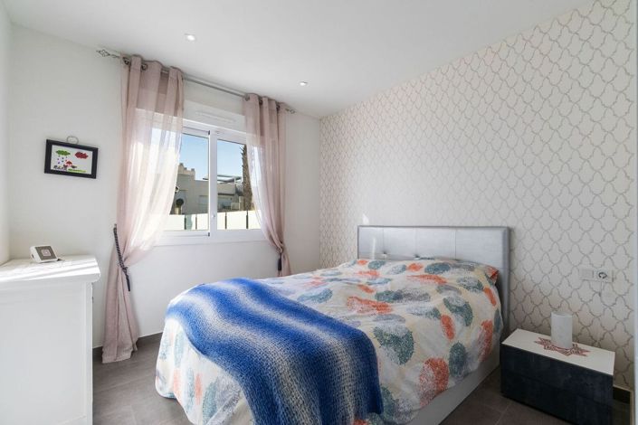 Image No.14-2 Bed Apartment for sale