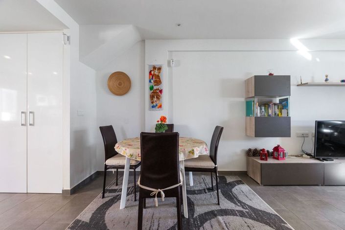 Image No.9-2 Bed Apartment for sale