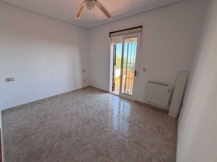 Image No.20-3 Bed Villa for sale
