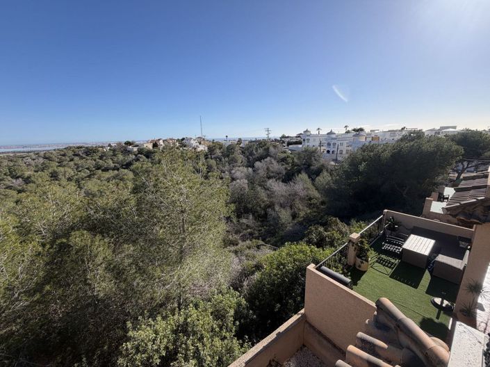 Image No.24-3 Bed Villa for sale