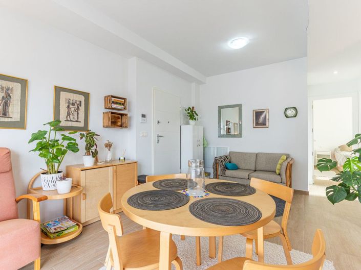 Image No.5-2 Bed Apartment for sale