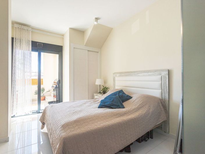 Image No.11-2 Bed Apartment for sale
