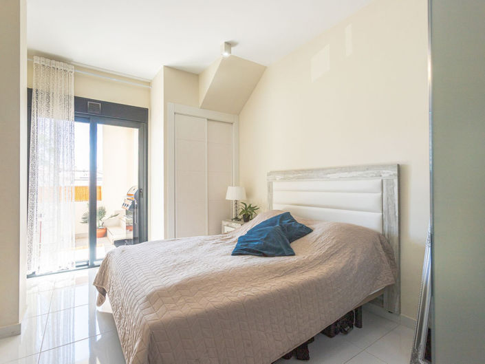 Image No.12-2 Bed Apartment for sale