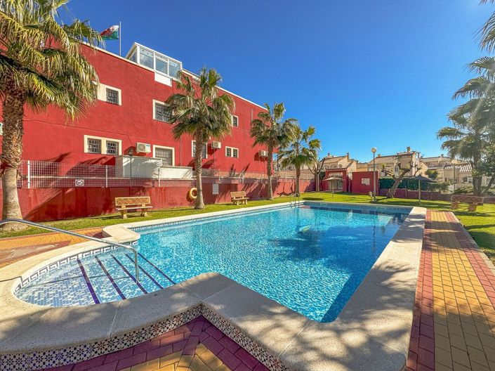 Image No.31-2 Bed Apartment for sale