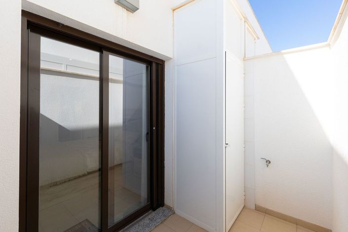 Image No.31-2 Bed Apartment for sale
