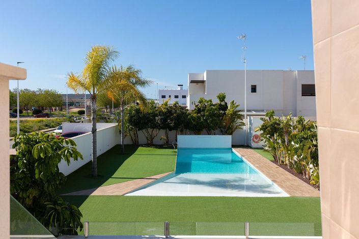 Image No.35-2 Bed Apartment for sale