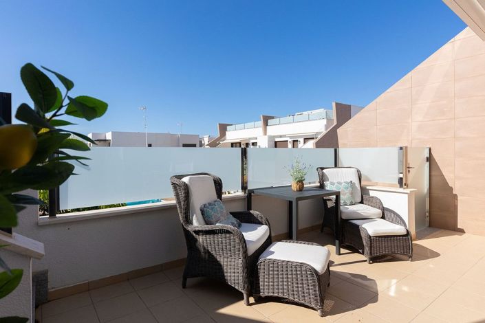 Image No.7-2 Bed Apartment for sale