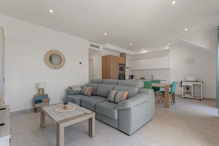Image No.9-2 Bed Apartment for sale