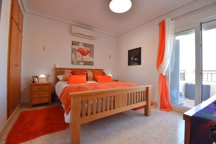 Image No.12-Villa de 3 chambres à vendre à Orihuela Costa