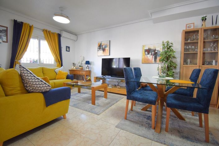 Image No.3-Villa de 3 chambres à vendre à Orihuela Costa