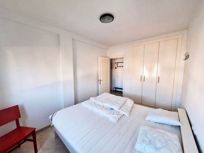 Image No.24-3 Bed Apartment for sale