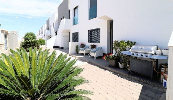 Image No.2-Appartement de 2 chambres à vendre à Orihuela Costa