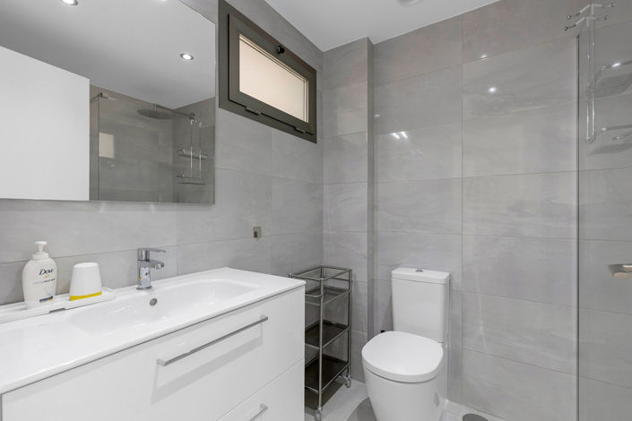 Image No.18-2 Bed Apartment for sale