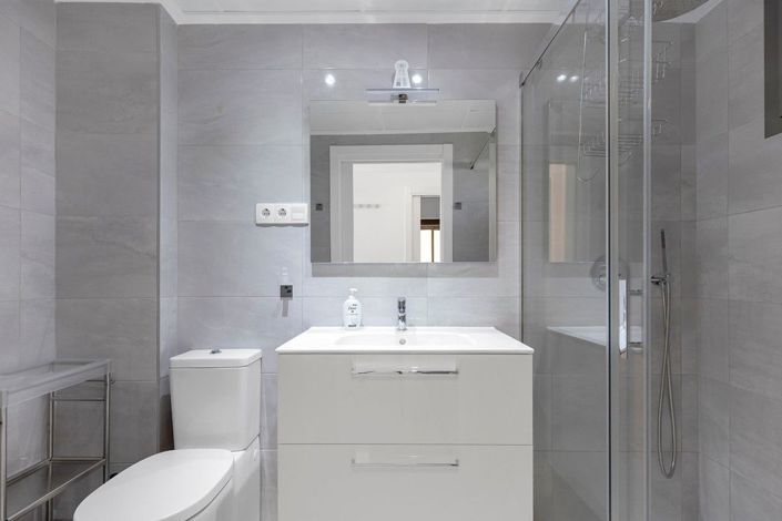 Image No.22-2 Bed Apartment for sale