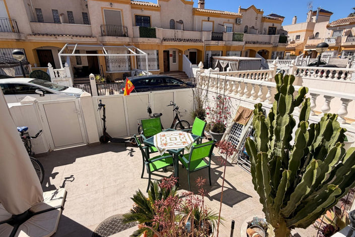 Image No.25-3 Bed Townhouse for sale