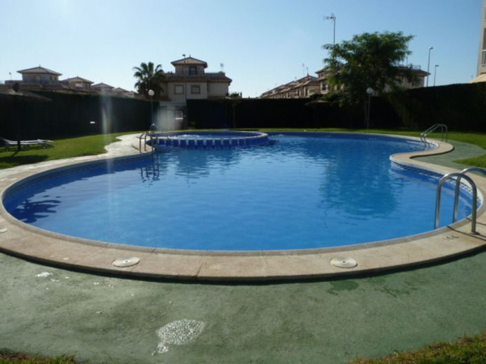 Image No.2-Appartement de 2 chambres à vendre à Cabo Roig