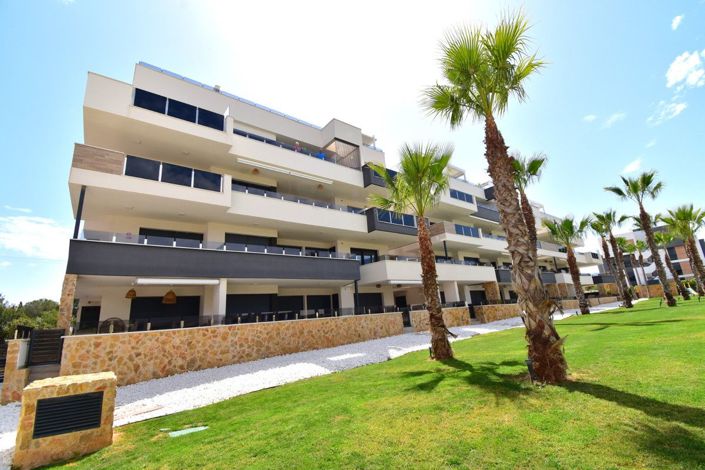 Image No.20-2 Bed Apartment for sale