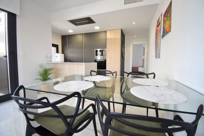 Image No.7-2 Bed Apartment for sale