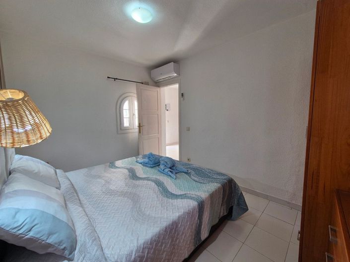 Image No.12-1 Bed Villa for sale