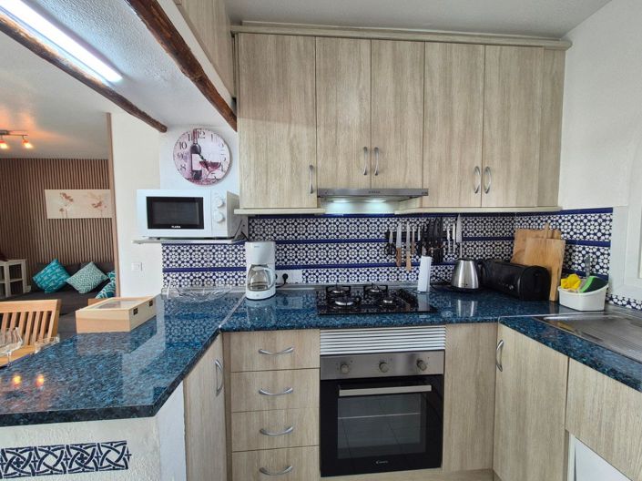 Image No.3-1 Bed Villa for sale