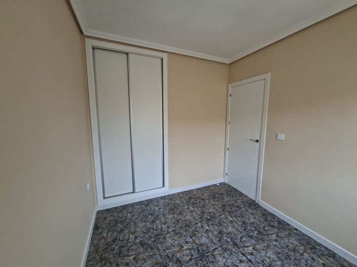 Image No.16-2 Bed Villa for sale