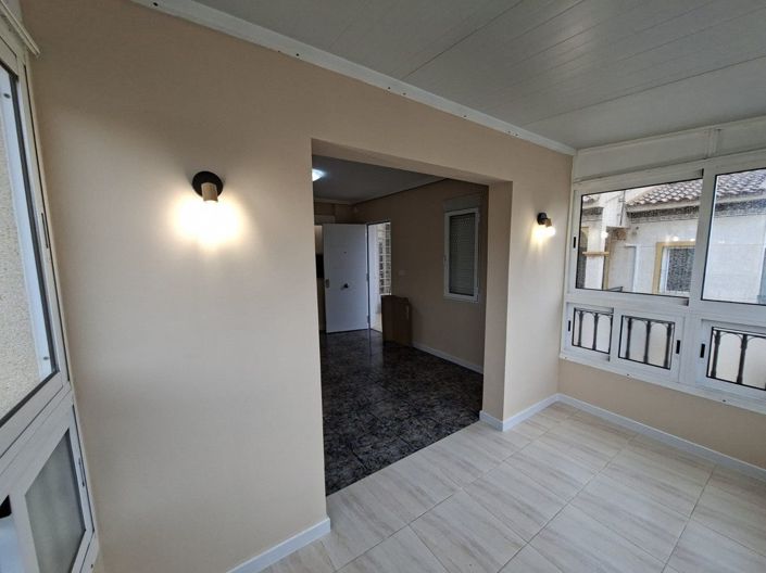 Image No.17-2 Bed Villa for sale