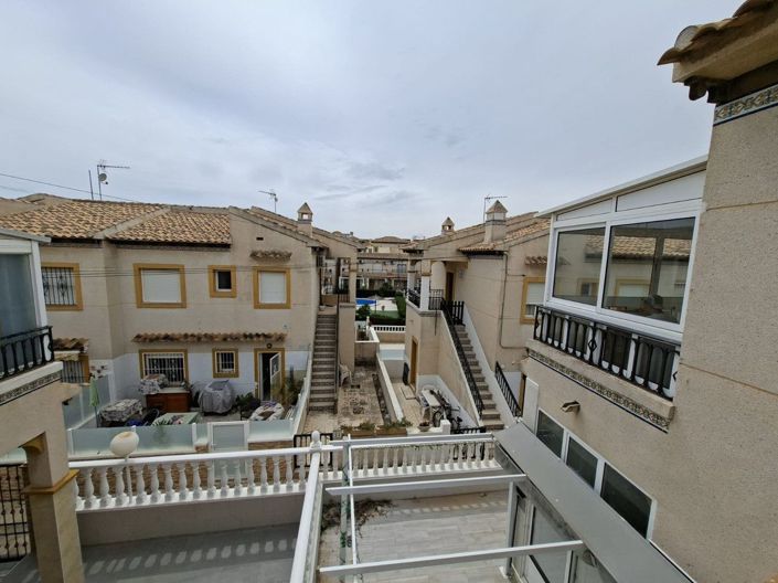 Image No.20-2 Bed Villa for sale