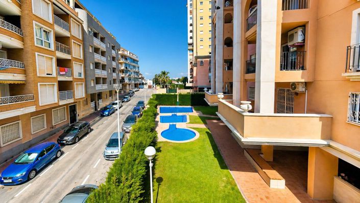 Image No.3-Appartement de 3 chambres à vendre à Torrevieja