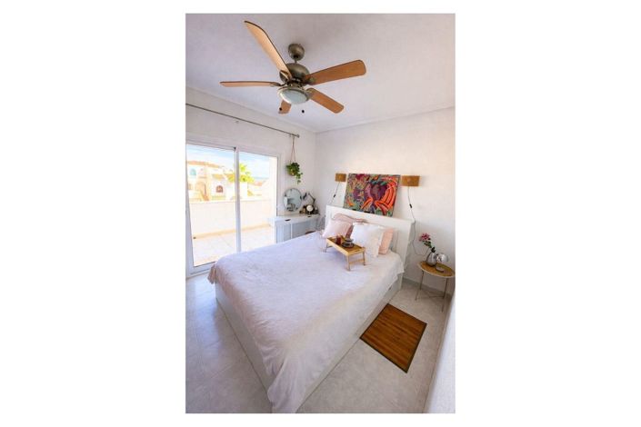 Image No.14-3 Bed House for sale