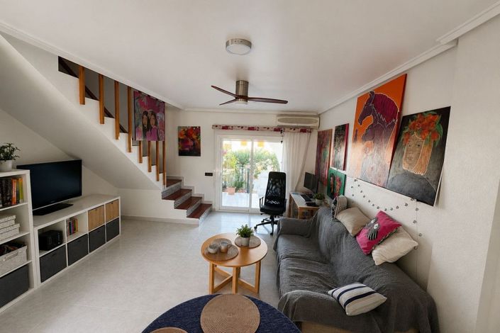 Image No.7-3 Bed House for sale