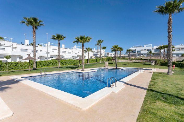 Image No.16-2 Bed Apartment for sale