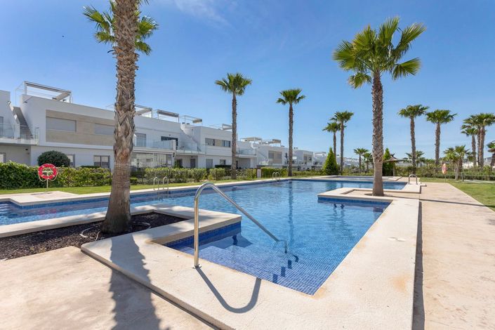 Image No.17-2 Bed Apartment for sale