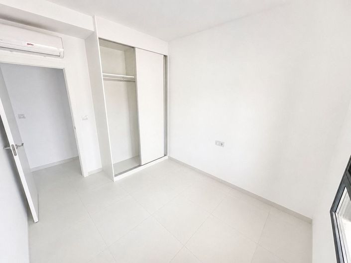 Image No.15-2 Bed Apartment for sale