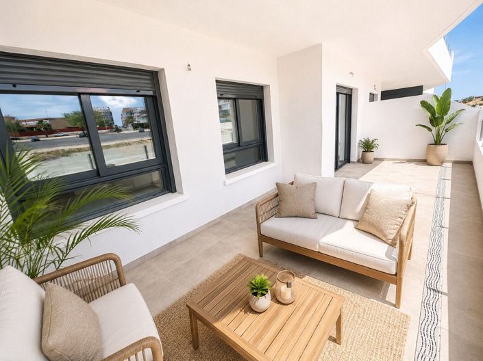 Image No.32-2 Bed Apartment for sale