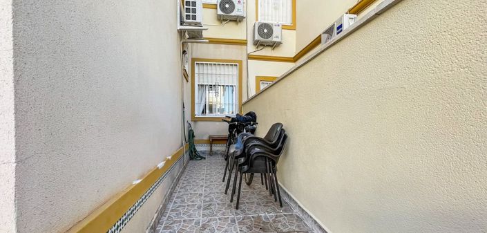 Image No.6-2 Bed Villa for sale