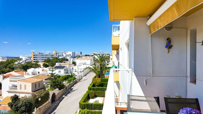 Image No.28-2 Bed Apartment for sale