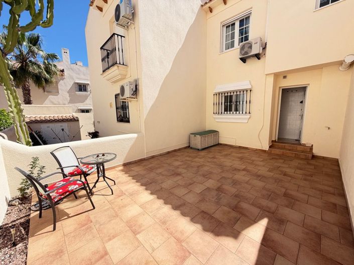 Image No.21-2 Bed House for sale
