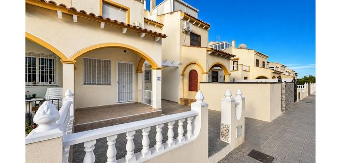 Image No.5-2 Bed House for sale