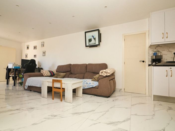 Image No.6-3 Bed Villa for sale