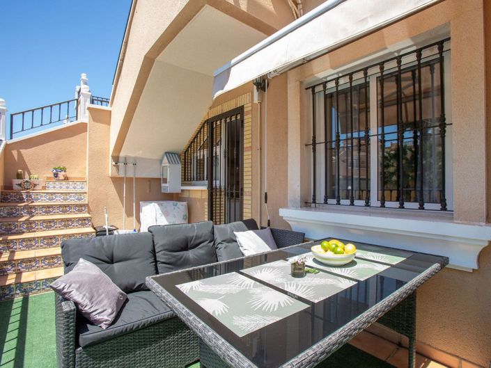 Image No.20-2 Bed Villa for sale