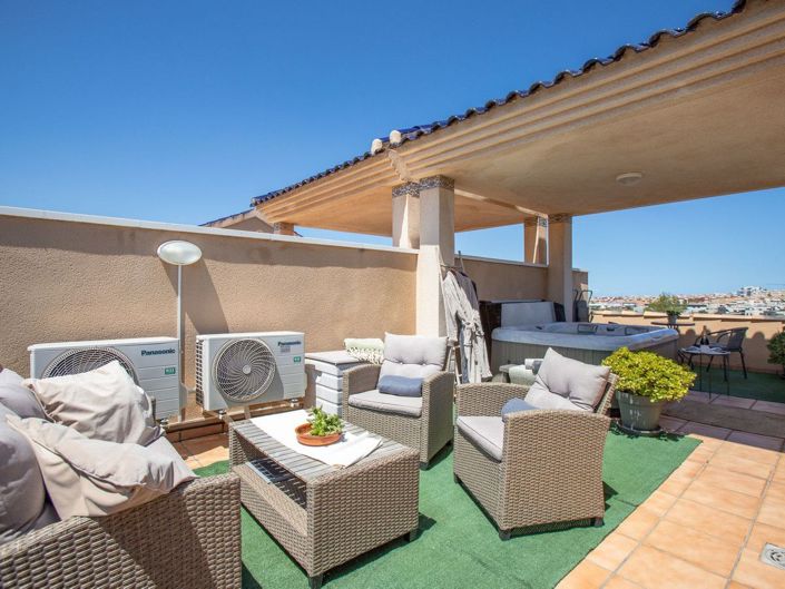 Image No.23-2 Bed Villa for sale