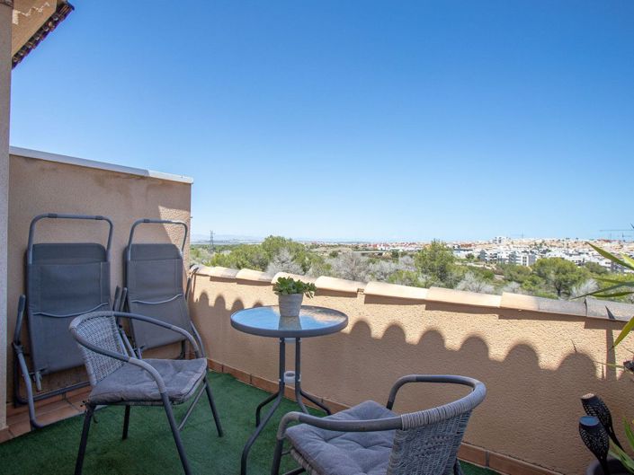Image No.25-2 Bed Villa for sale