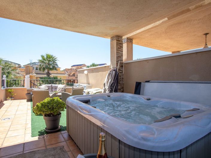 Image No.26-2 Bed Villa for sale