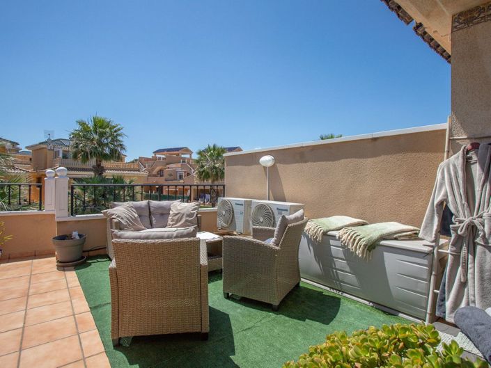Image No.27-2 Bed Villa for sale