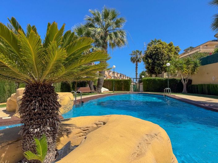 Image No.35-2 Bed Villa for sale